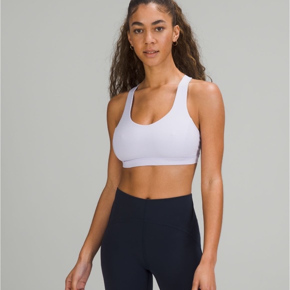 Lululemon Free to be serene bra size 6 - Picture 2 of 10